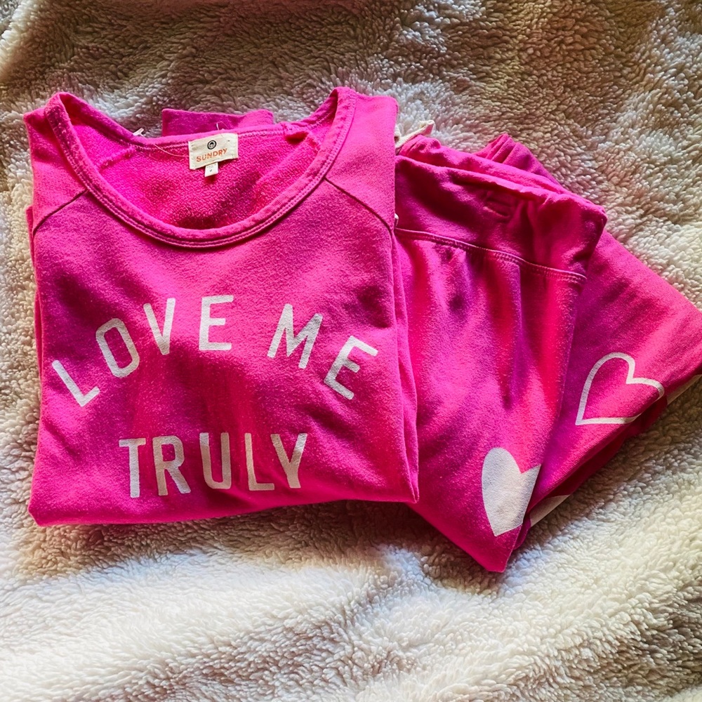 Sundry Love me truly sweatshirt and sweatpants